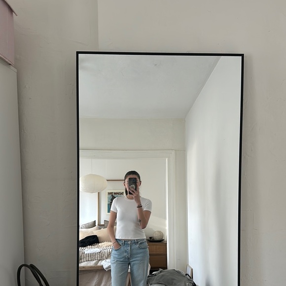 Cuts tomboy tee - Picture 2 of 3